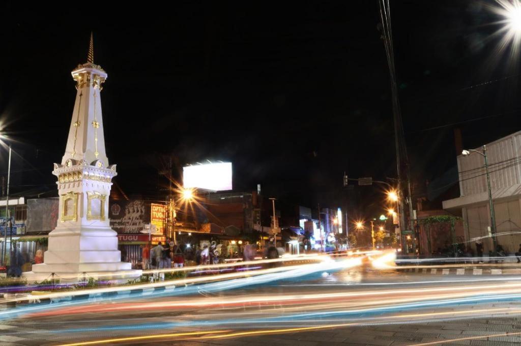 Malioboro Garden Hotel Yogyakarta Exterior foto