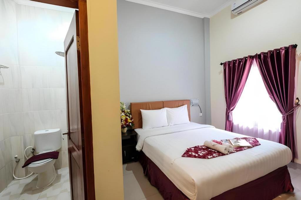 Malioboro Garden Hotel Yogyakarta Exterior foto